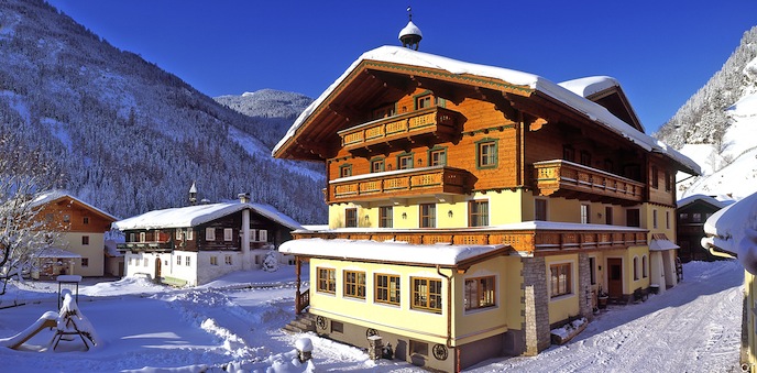 Winter Familienurlaub im Bauernhof Hotel, günstig Urlaub mit Kinder im Kinderhotel Salzburg buchen, 