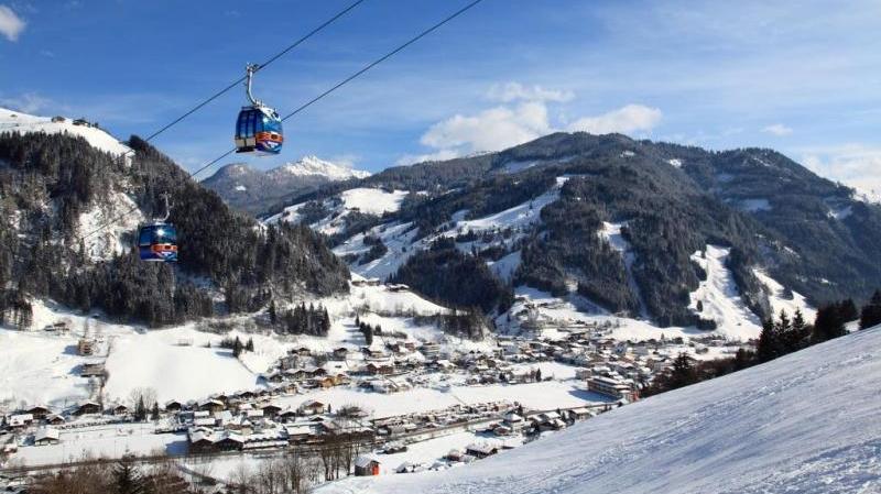 Wintersporturlaub Österreich ein Traum für jeden Skifahren, Pauschalangebot günstig Skiuralub buchen