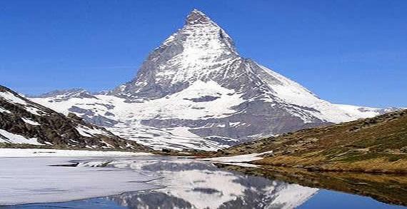 Schweiz-Urlaub-Matterhorn-Riffelsee.jpg