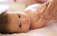 Die Babymassage wird in ausgesuchten Babyhotels und Kinderhotels durchgeführt